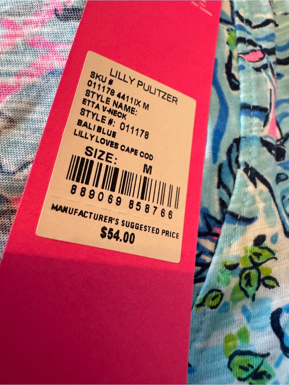 NWT Lilly Pulitzer Sz M Etta V-Neck Tee Bali Blue Lilly Loves Cape Cod - Picture 9 of 11